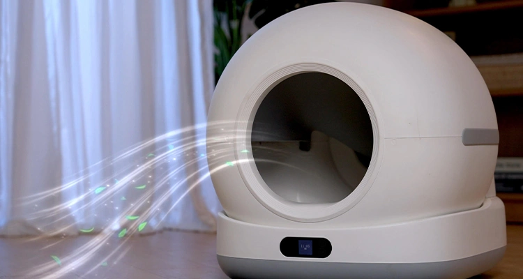 Petrust®s Automatic Self Cleaning Cat Litter Boxes with great ordor control system Canton Fair 2025 of Canton Fair 2025: Petrust® Unveils BEST Smart Pet Solutions Petrust® self-cleaning cat litter box featuring odor control system, showcased at Canton Fair 2025